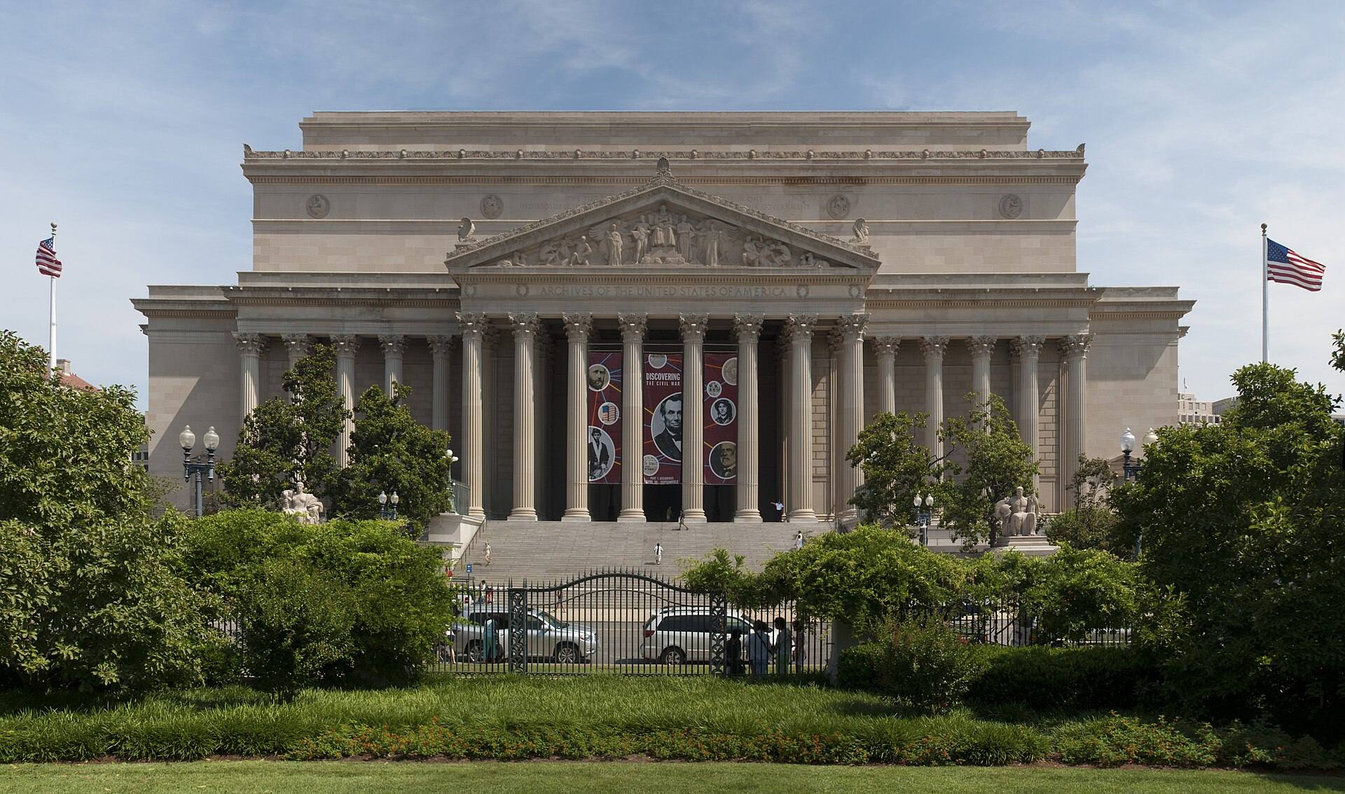 Photo of the National Archives Building